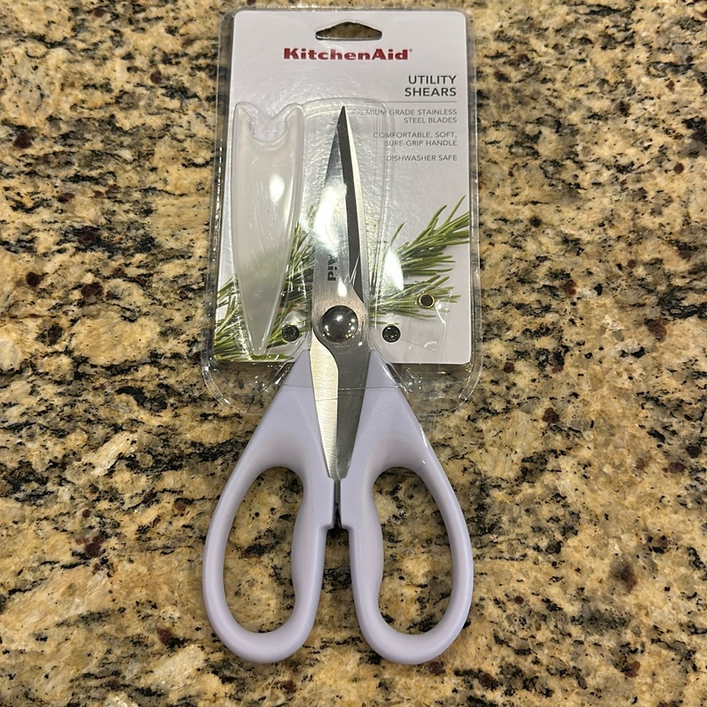 NWT Lavender Kitchenaid Utility Shears Scissors